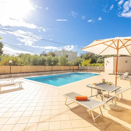 Dania 빌라 세글리에 메사피카